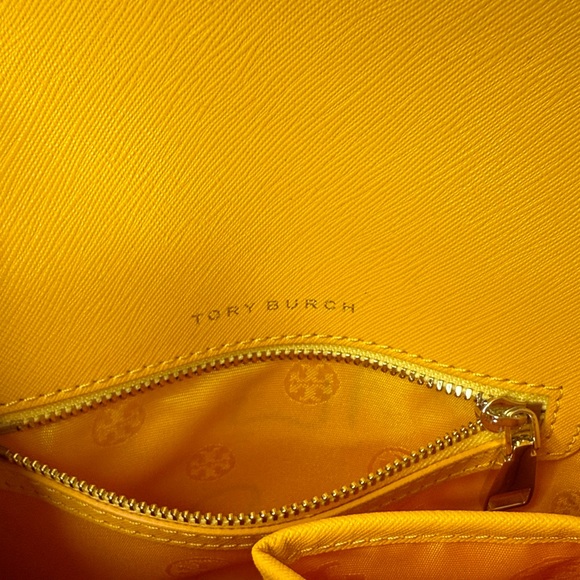 Tory Burch Lemon Drop Emerson Combo Crossbody Bag - Picture 9 of 14